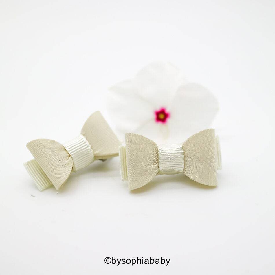 Baby Ivory Bow Newborn Baby Bow Ivory Baby Hair Bow Small Baby Bow Hair Clip Flower Girl Baby Small Hair Bow Champagne Baby Bow 967