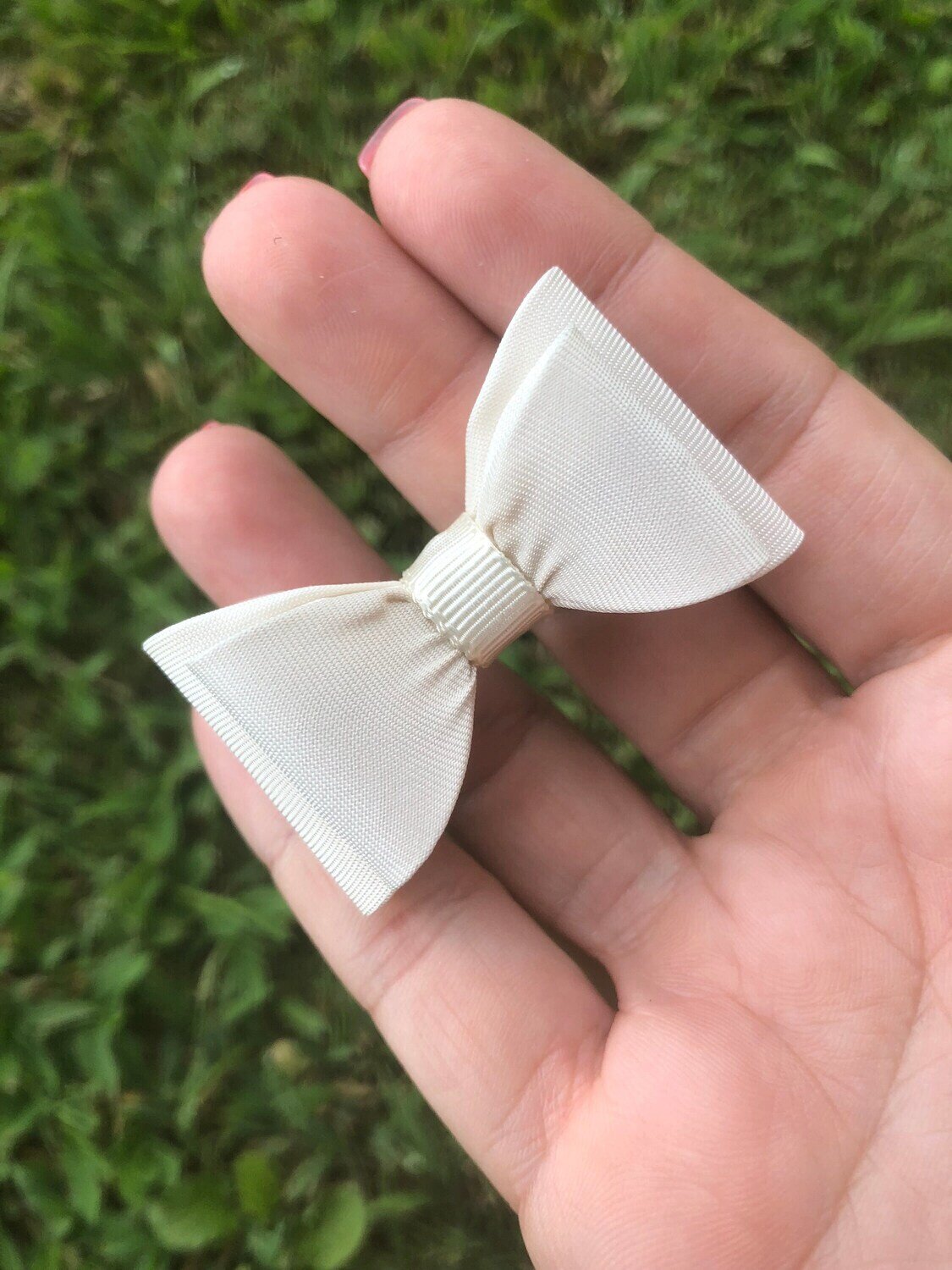 Baby Ivory Bow Newborn Baby Bow Ivory Baby Hair Bow Small Baby Bow Hair Clip Flower Girl Baby Small Hair Bow Champagne Baby Bow 1484