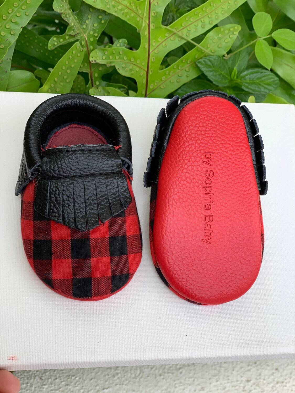 CHRISTMAS PLAID Red Bottom Moccasins Baby Black and Red sole Fringe Moccasins Baby Leather Shoes Toddler Moccasins Red Baby Moccs