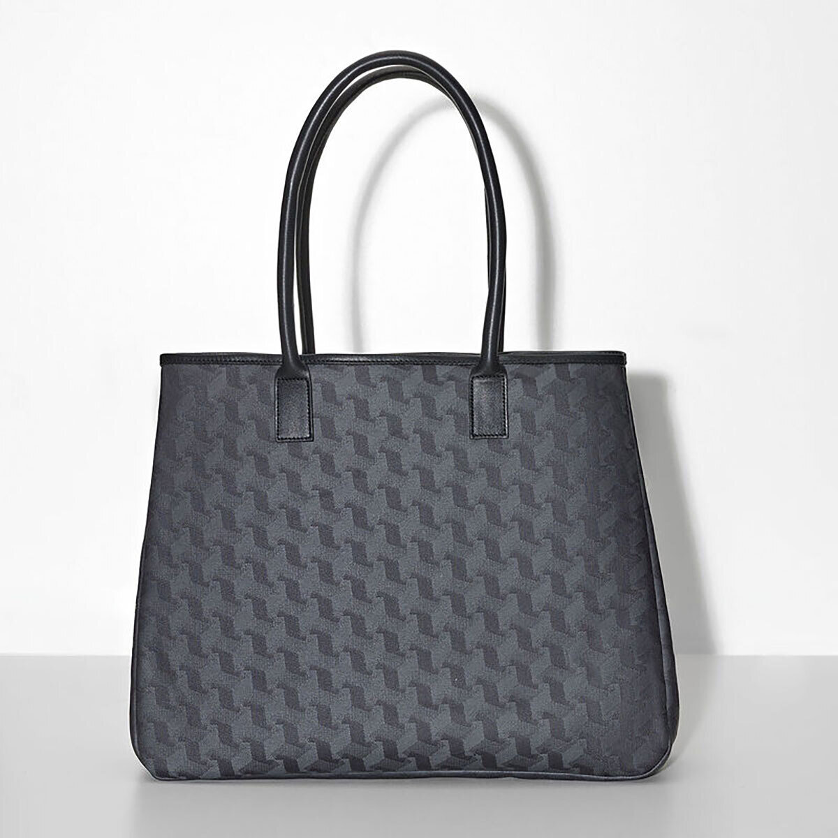 Le Jacquard Francais Picto Grey Shoulder Bag 27253