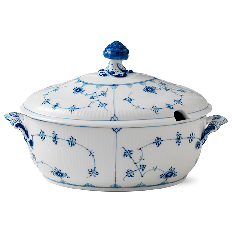 Royal Copenhagen Blue Fluted Plain Covered Tureen 2Qt 1017184, MPN: 1017184, 5705140155805