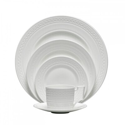 Wedgwood Intaglio Five 5 Piece Place Setting, MPN: 5C104000027, 91574135304