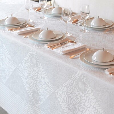 Le Jacquard Francais Bosphore Blanc White Tablecloth 69 x 126 Inch, MPN: 20074, 3660269200749