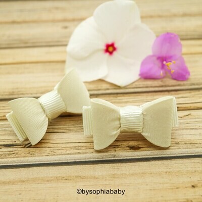 Baby Ivory Bow Newborn Baby Bow Ivory Baby Hair Bow Small Baby Bow Hair Clip Flower Girl Baby Small Hair Bow Champagne Baby Bow 967
