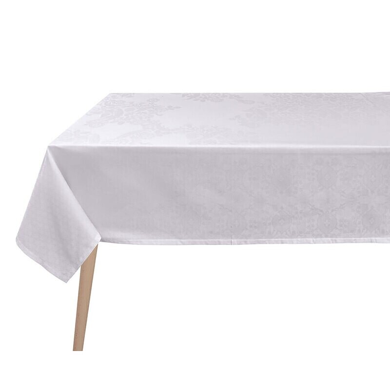 Le Jacquard Francais Voyage Iconique White Tablecloth 68 x 125 Inch 28661