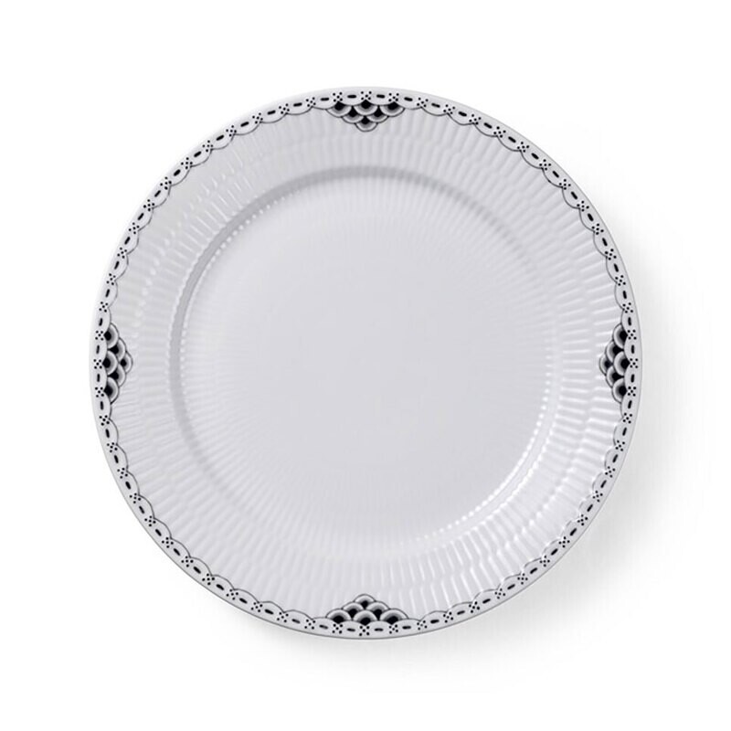 Royal Copenhagen Black Lace Dinner Plate 10.75 Inch 1066927