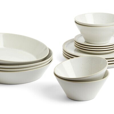 Royal Doulton Urban Dining White Dinnerware 16 Piece Set 1065605, MPN: 1065605, 701587472456