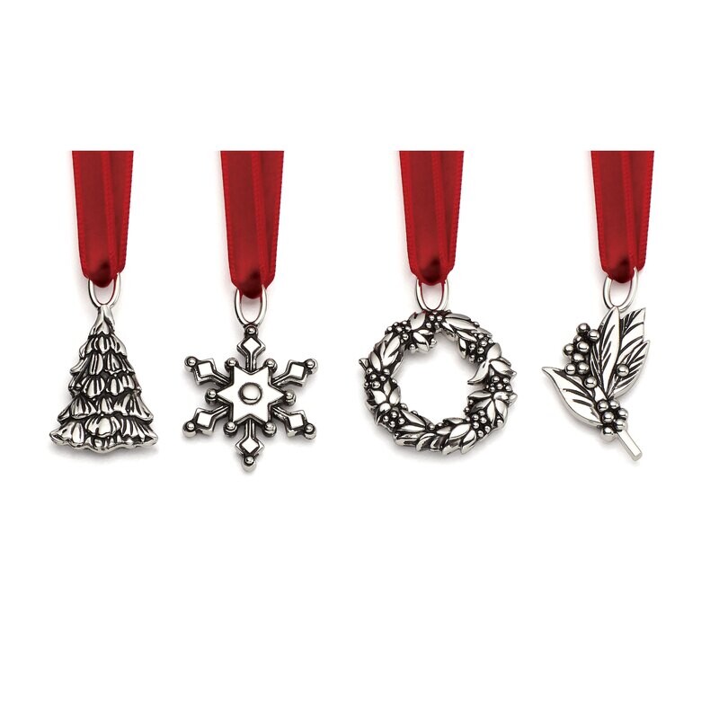 Reed and Barton Snow Berry Silver-plated Napkin Charms Set of 4 891191