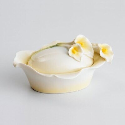 Franz Porcelain Calla Lily Flower Design Sculptured Lidded Box FZ01070, MPN: FZ01070,