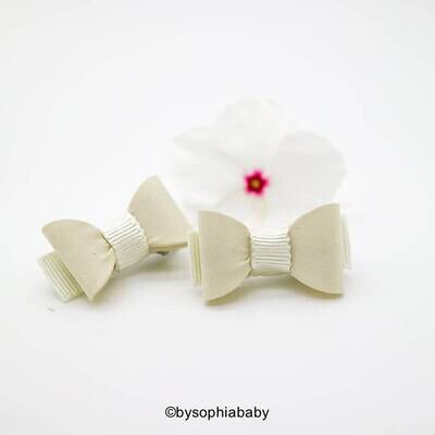 Baby Ivory Bow Newborn Baby Bow Ivory Baby Hair Bow Small Baby Bow Hair Clip Flower Girl Baby Small…