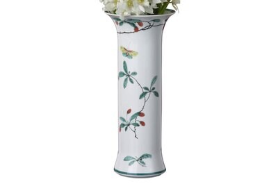 Mottahedeh Famille Verte 11 Trumpet Vase Y1697, MPN: Y1697,