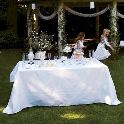 Le Jacquard Francais Siena Blanc White Tablecloth 69 x 149 Inch, MPN: 17018, 3660269170189