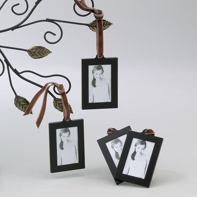 Set of 4 Aluminum Hanging Wallet Size Frames GM1922, MPN: GM1922, 15227635140