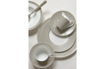 Robert Haviland Linae 5 Piece Place Setting HP300, MPN: HP300,