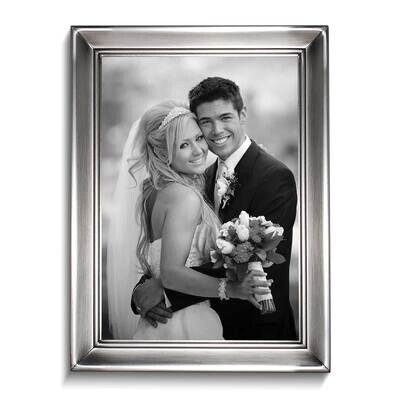 Classic Brushed Pewter 5 x 7 Inch Photo Picture Frame GM25527, MPN: GM25527, 751148043182