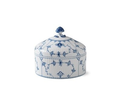 Royal Copenhagen Blue Fluted Plain Small Round Bonbonniere 18.25Oz. 1016758, MPN: 1016758, 57051407…