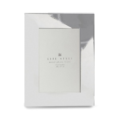 8x10 Wide Edge Photo Frame Silver-plated Engravable GM18352, MPN: GM18352, 797140222248