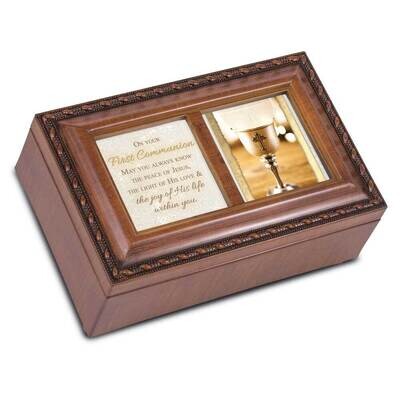 Petite Communion Music Box: AVE MARIA GM22935, MPN: GM22935, 633303861247