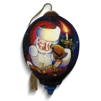 Neqwa Art Santa With Gift In Candlelight Ornament GM25379, MPN: GM25379, 842181125161