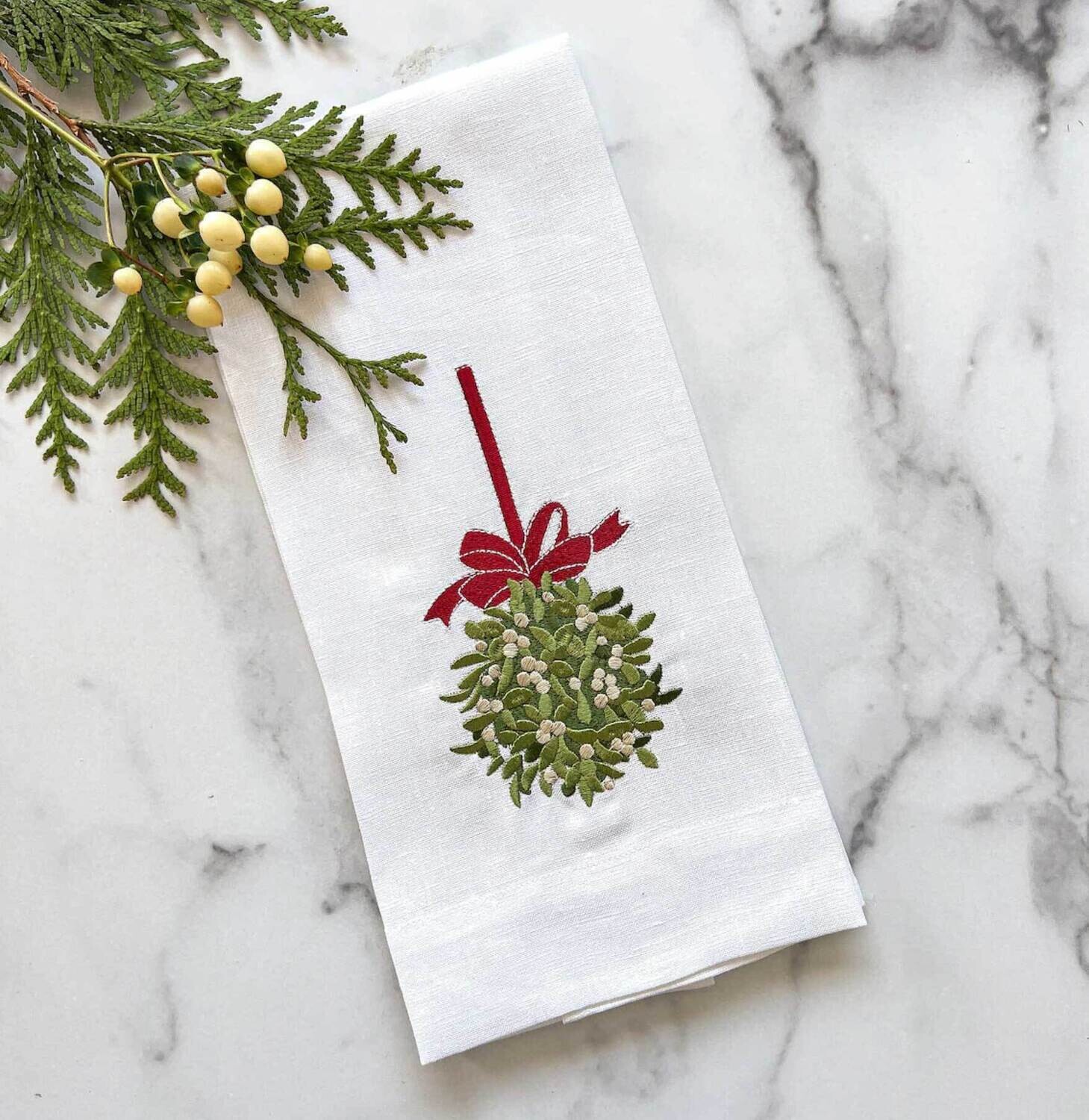 Crown Linen Designs Towel Mistletoe Ball White Green Red T1198