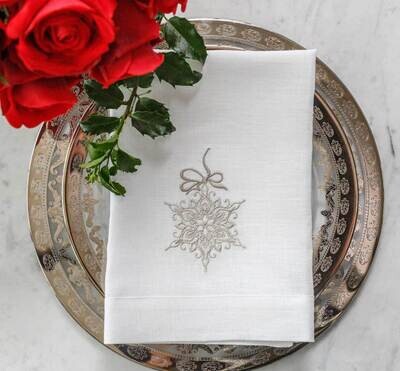 Crown Linen Designs Napkin Tri-Fold Snowflake White Platinum FT1203