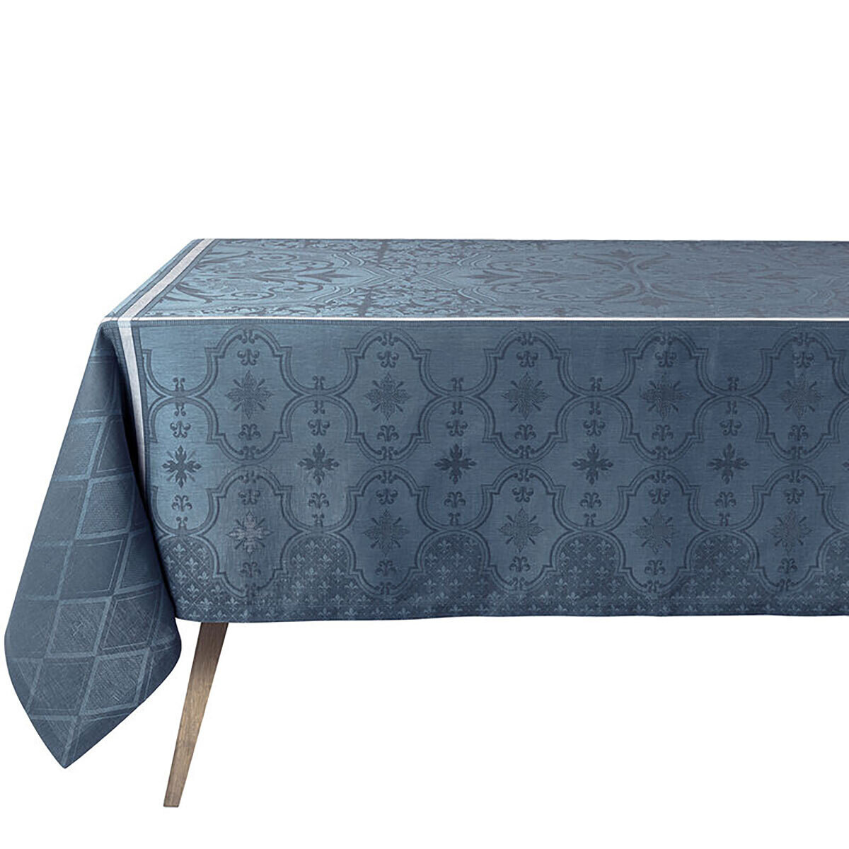 Le Jacquard Francais Armoiries Blue Tablecloth 69&quot; X 98&quot; 29059, MPN: 29059,