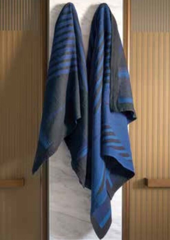 Le Jacquard Francais Bath Club Dark Blue Guest Towel 29154 Set of 4