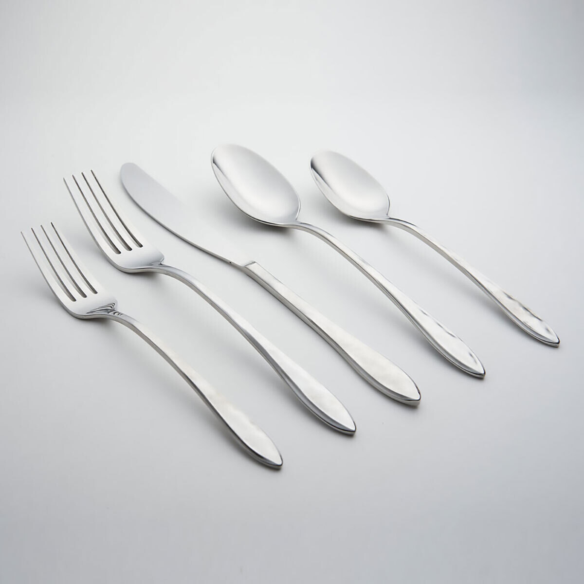 Cambridge Devyn Texture Mirror 18/10 Stainless Steel 20 Piece Flatware Set 303920CNB12R, MPN: 30392…