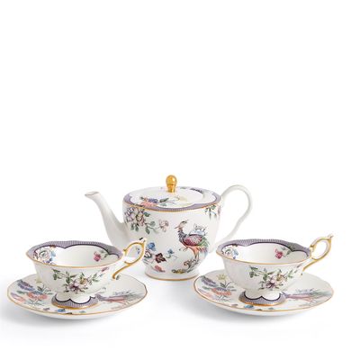Wedgwood Fortune Teapot 370ml and Set of 2 Teacups &amp; Saucers 1069360, MPN: 1069360, 701587478090