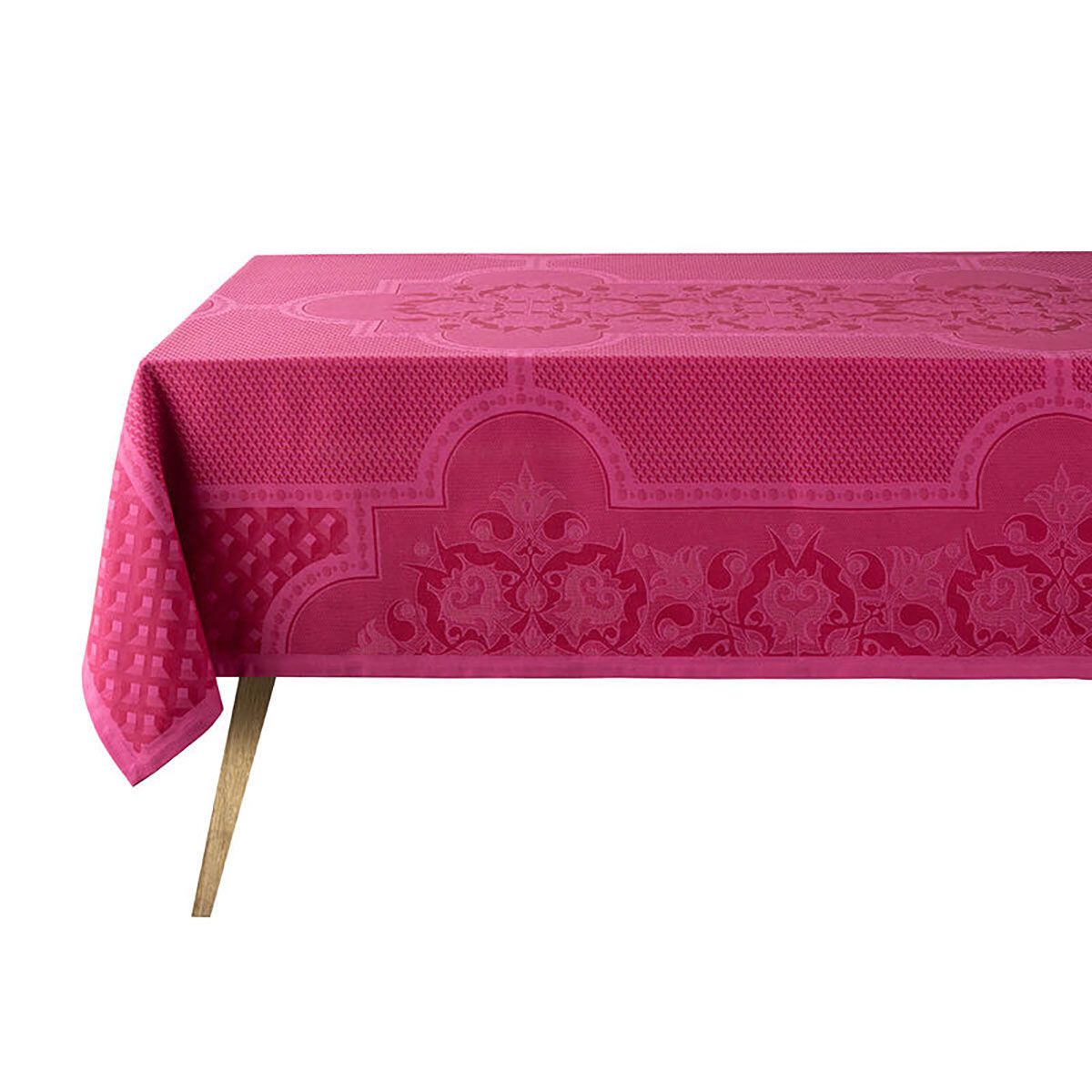 Le Jacquard Francais Palais Venitien Pink Tablecloth 30223