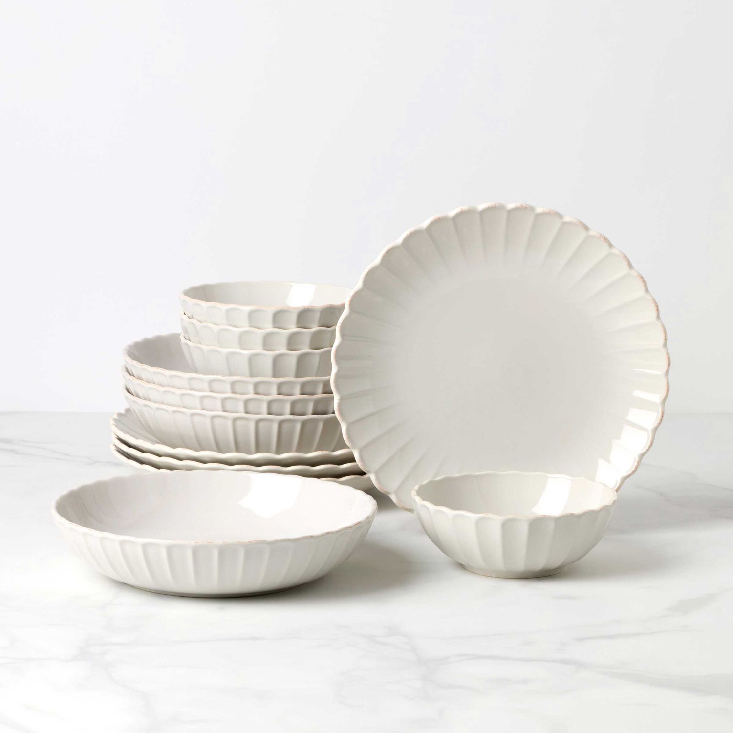 Lenox French Perle Scallop White 12 Piece Dinnerware Set, MPN: 897194, UPC: 194372034852