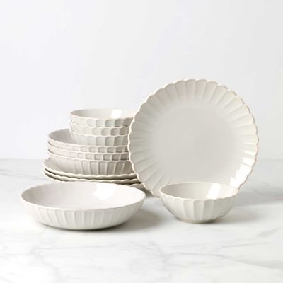 Lenox French Perle Scallop White 12 Piece Dinnerware Set, MPN: 897194, UPC: 194372034852