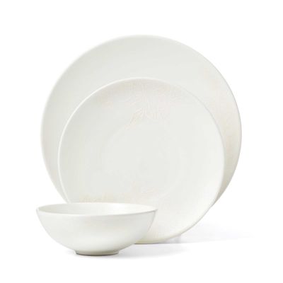 Oneida Roseto White 12 Piece Dinnerware Set, MPN: 897397, UPC: 079363148612