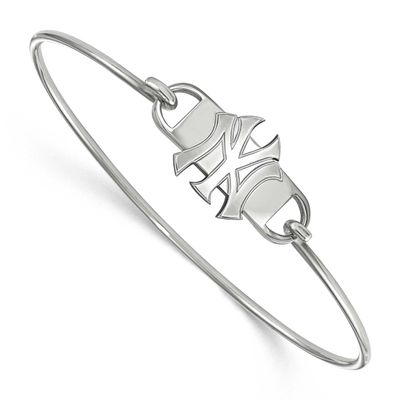 MLB New York Yankees N-Y Small Center 7 Inch Wire Bangle Sterling Silver Rhodium-plated SS022YAN-7,…
