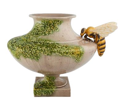 Bordallo Pinheiro The Meaning Flower Vase with Bee 38.5 cm 15 Inch, MPN: 65030590, UPC: 56004136295…