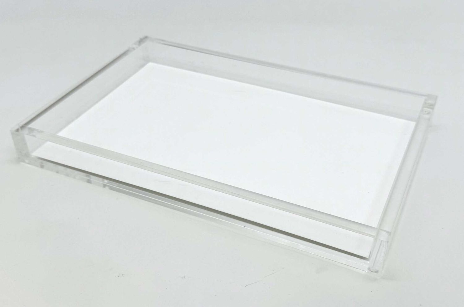 Tizo Lucite with White Insert 12 x 8 Inch Tray HA195WHTY