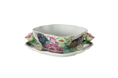 Mottahedeh Tobacco Leaf Cream Soup Stand S2371, MPN: S2371,