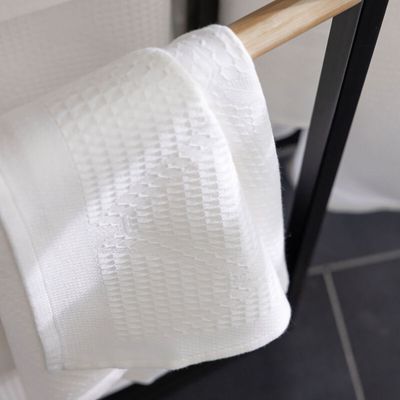 Le Jacquard Francais Pois De Senteur Hand Towel White 20 x 39 Inch Set of 4, MPN: 30784