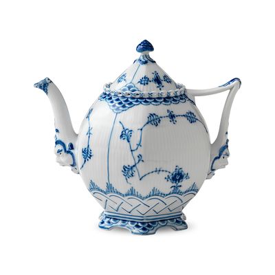 Royal Copenhagen Blue Fluted Full Lace Teapot 100 cl, MPN: 1017228, UPC: 5705140159322
