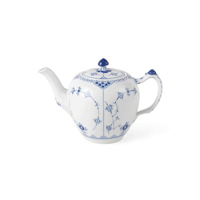 Royal Copenhagen Blue Fluted Half Lace Teapot 70 cl, MPN: 1070986, UPC: 5705140745419