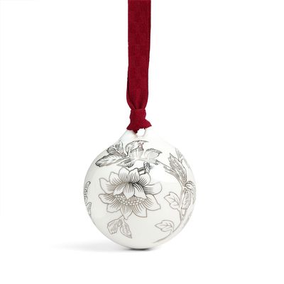 Wedgwood Festive Tonquin Ornament Silver No 2, MPN: 1081148, UPC: 701587494618