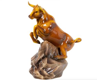 Franz Porcelain Charging Fortune Golden Bull Design Sculptured Porcelain Figurine, MPN: FZ03996