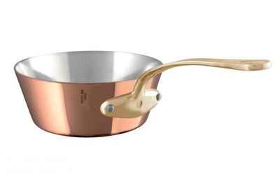 Mauviel M-Tradition Splayed Sautepan 7 4/5 Inch 284620, 3574902846204