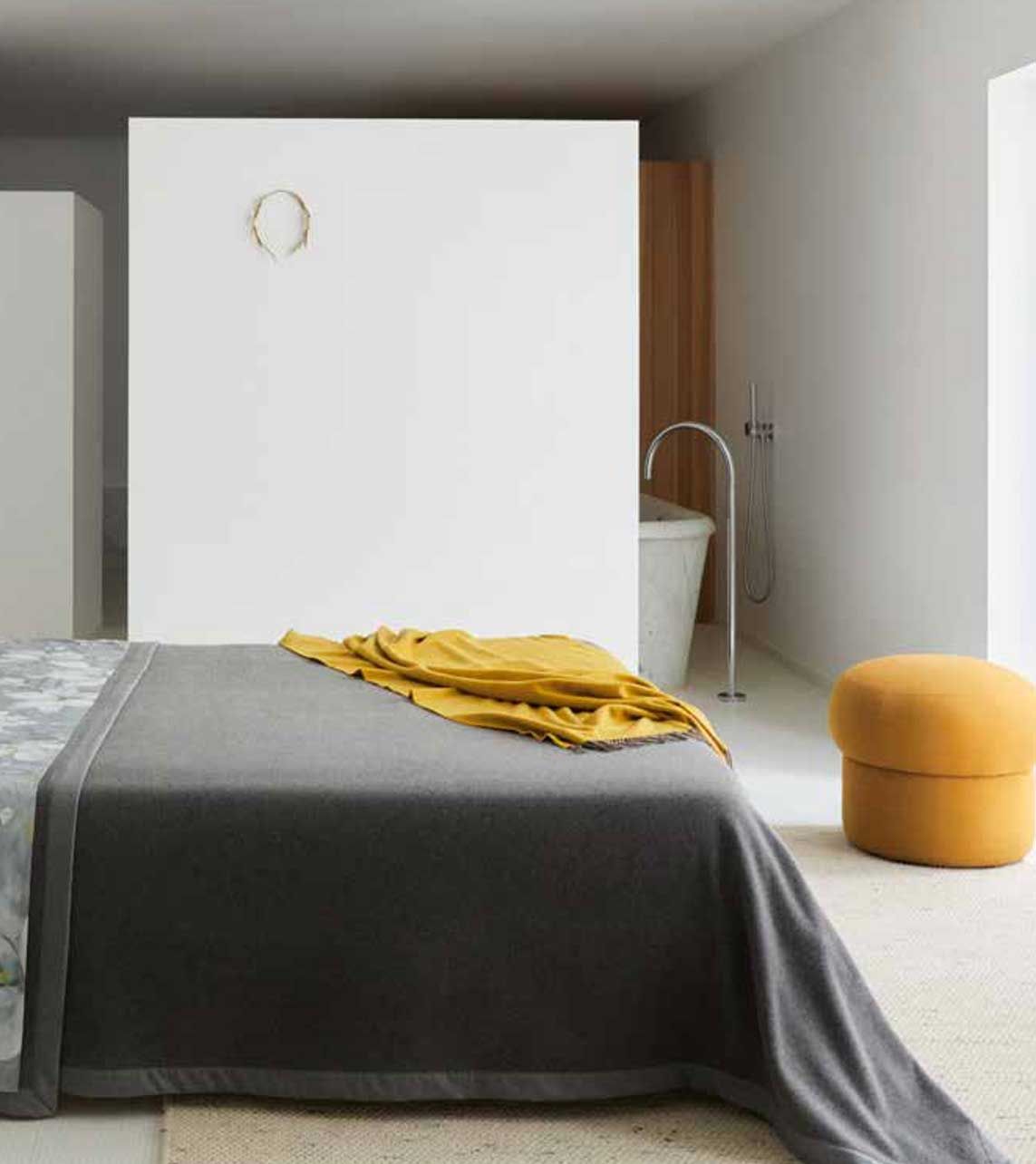 Lanerossi Geisha Blanket in Pure Cashmere Queen Cammello