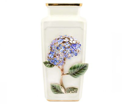 Jay Strongwater Isolde Hydrangea Square Ceramic Vase, MPN: SDH2620-284, UPC: 848510046596