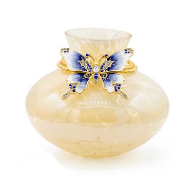 Jay Strongwater Madam Butterfly Vase, MPN: SDH2614-284, UPC: 848510046138