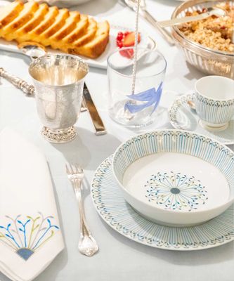 Robert Haviland &amp; C. Parlon Jardin De Louise White Coffee Cup and Saucer, MPN: HP1350003101