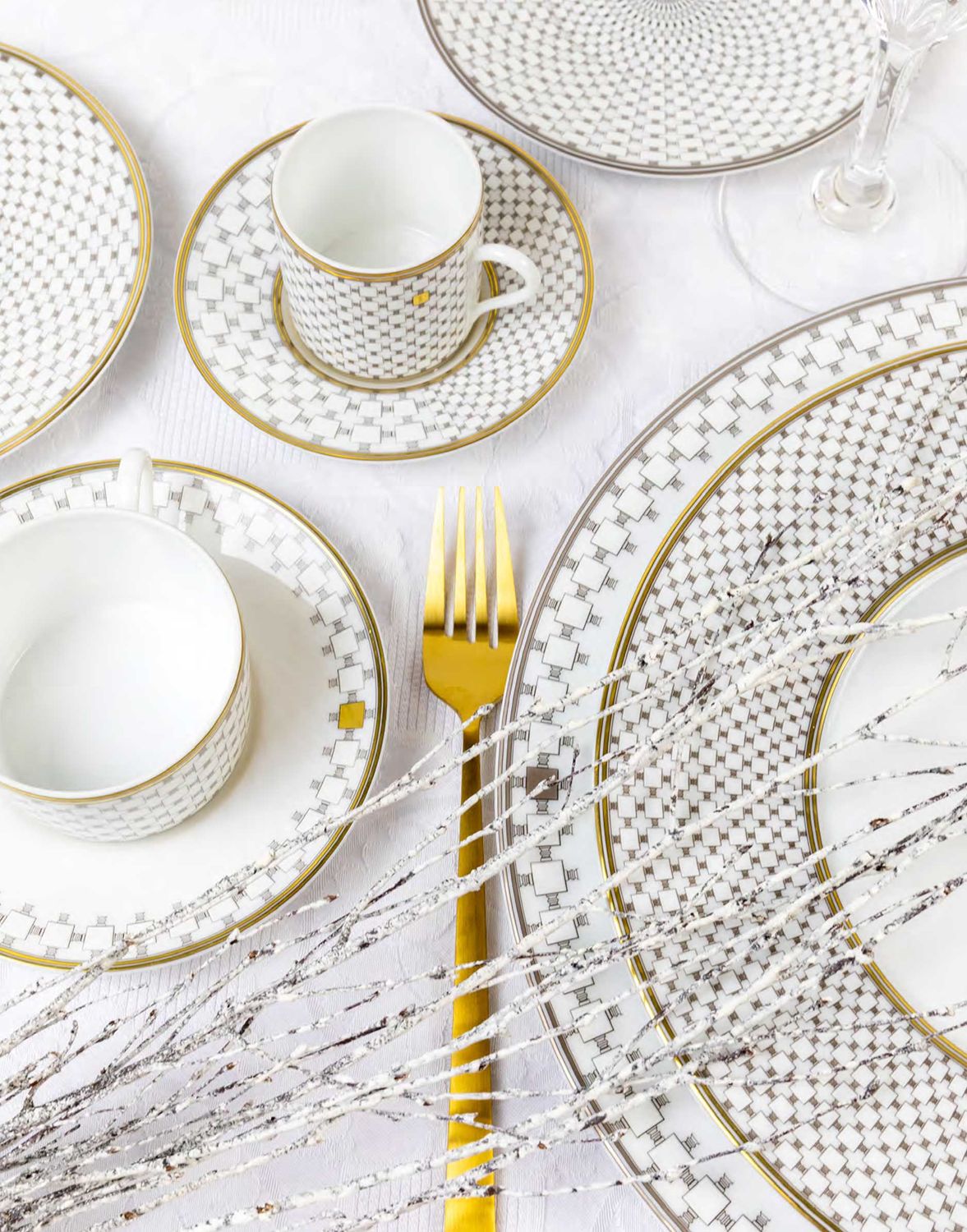 Robert Haviland &amp; C. Parlon Home Gold Open Vegetable Dish, MPN: HP1330006006