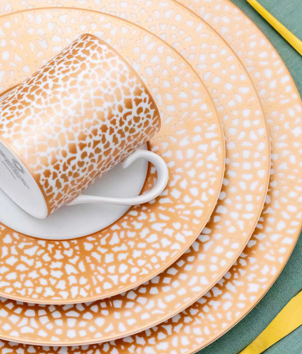 Robert Haviland &amp; C. Parlon Serengeti Bronze Dinner Plate, MPN: HP1660001002