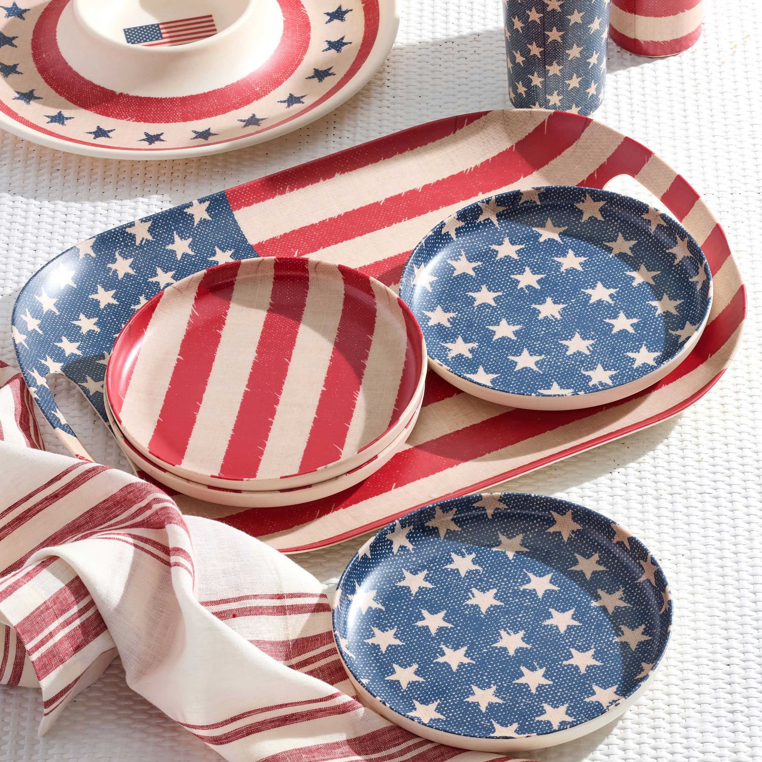Oneida Vintage Americana Accent Plates Set of 4 897819 079363149077